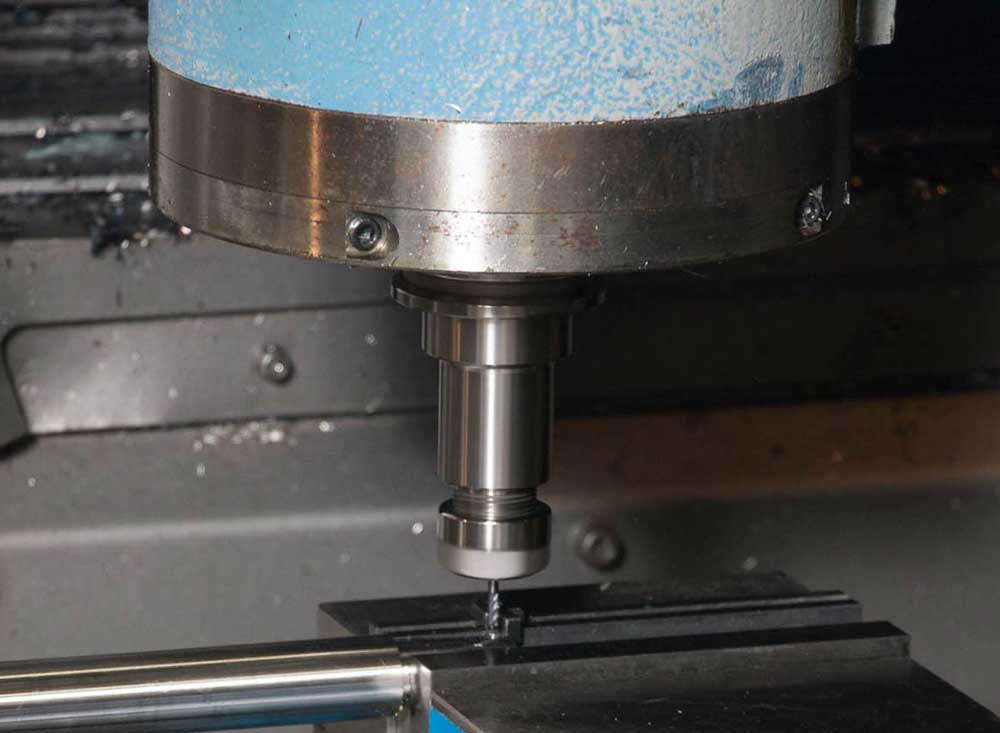 Titletown Manufacturing vertical milling machine